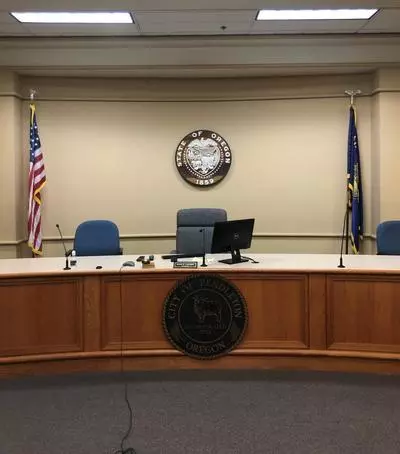 Picture of Sheep Medallion on the Judge's Bench