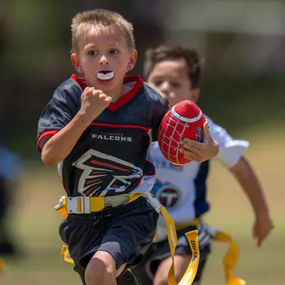 kids playing flag football