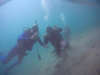 Divers at check out dive 